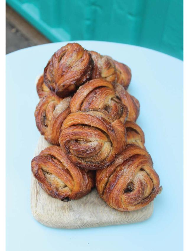 cardamom buns